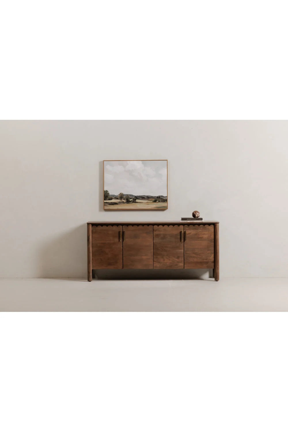 Luxury Scalloped Edge 4-Door Sideboard European Style for Villa