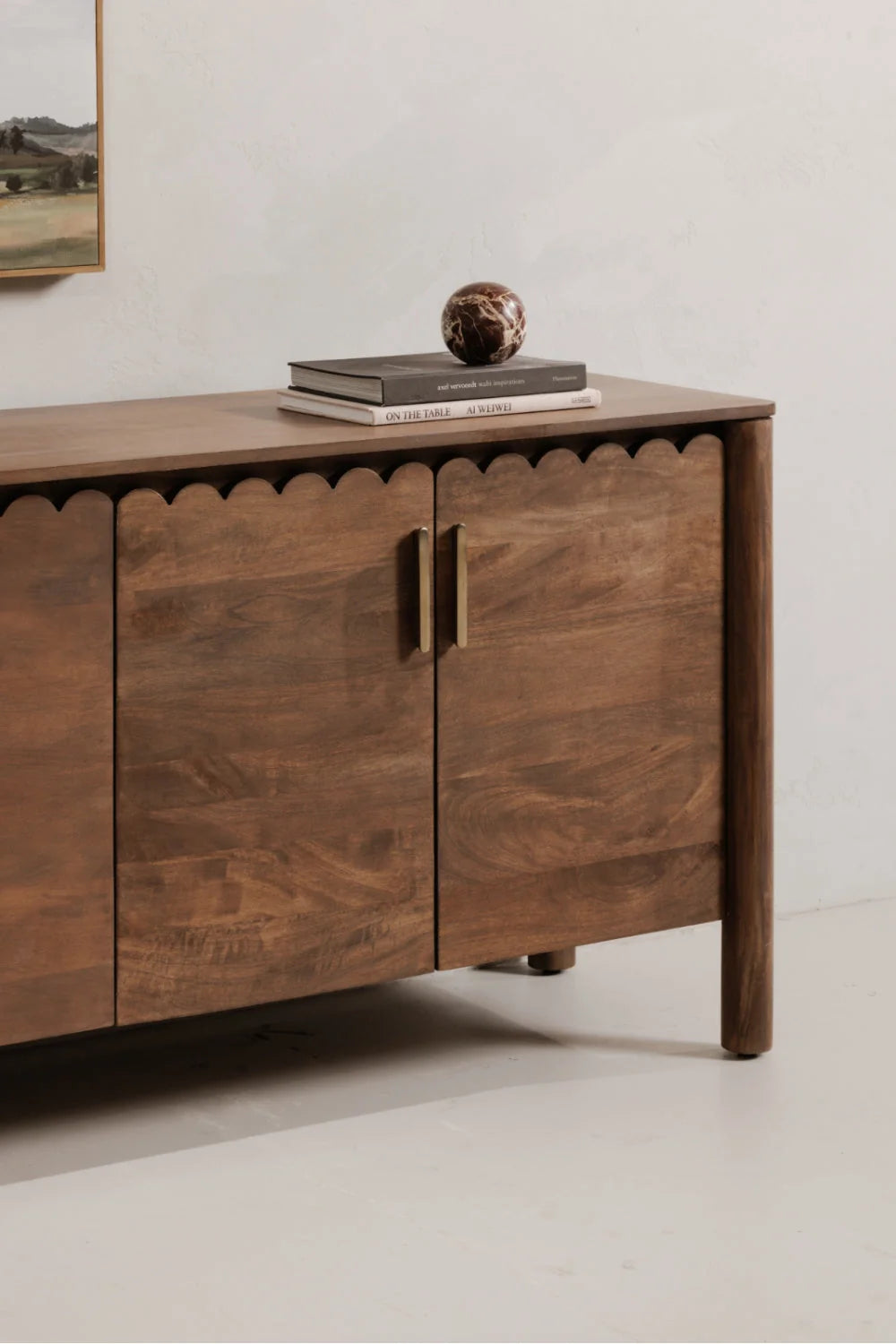 Luxury Scalloped Edge 4-Door Sideboard European Style for Villa