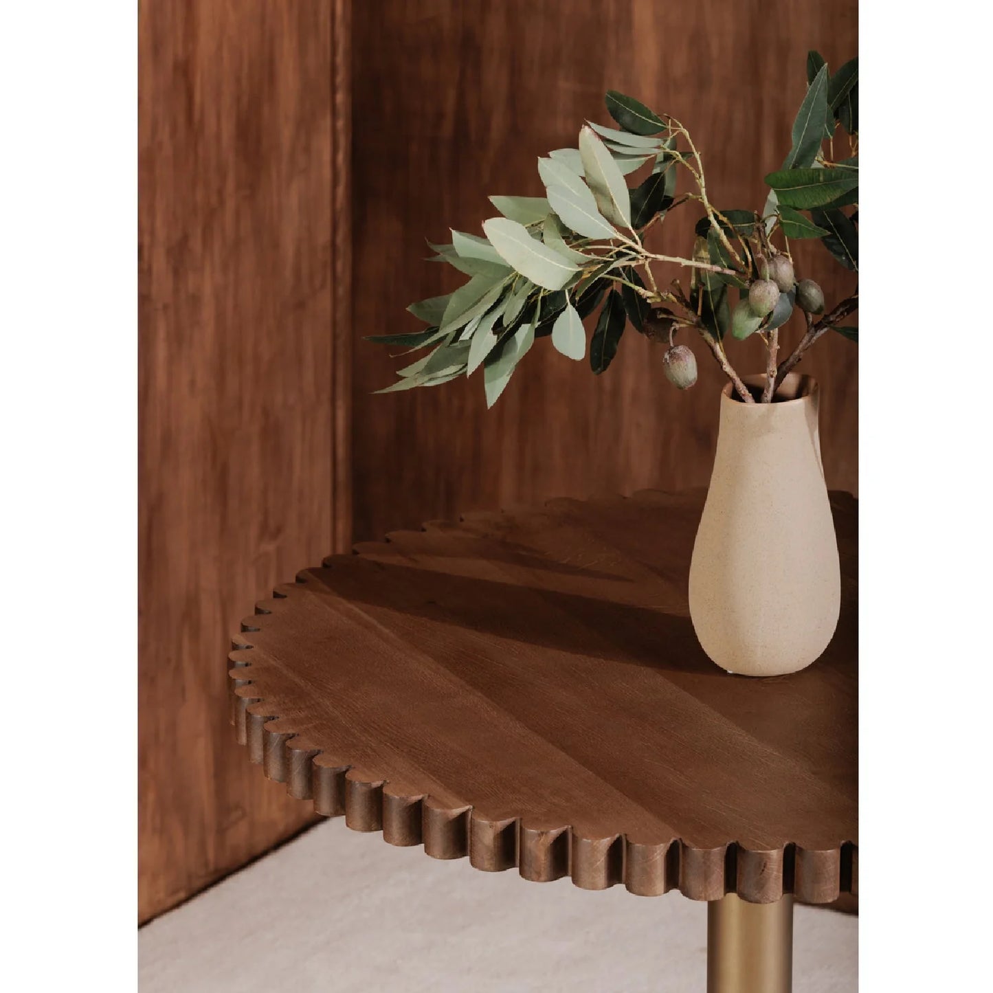 Luxury Scalloped Oak Pedestal Coffee Table Modern Italian Style for Villa