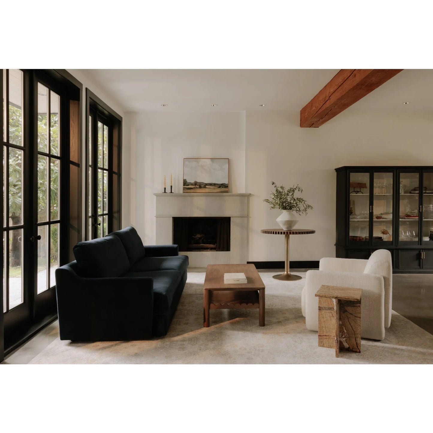 Luxury Scalloped Oak Pedestal Coffee Table Modern Italian Style for Villa