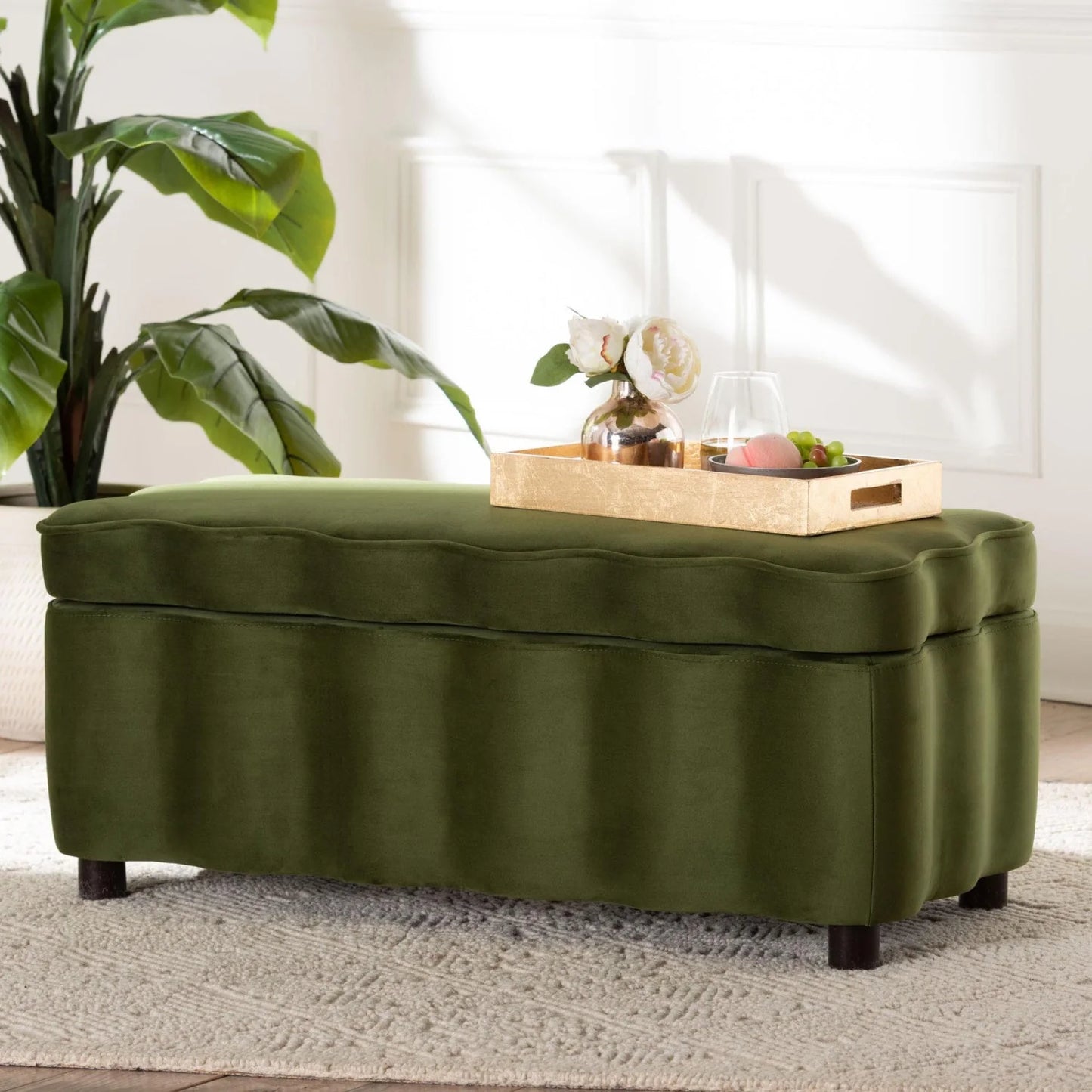 Luxury Scalloped Velvet Storage Bench European Style for Villa