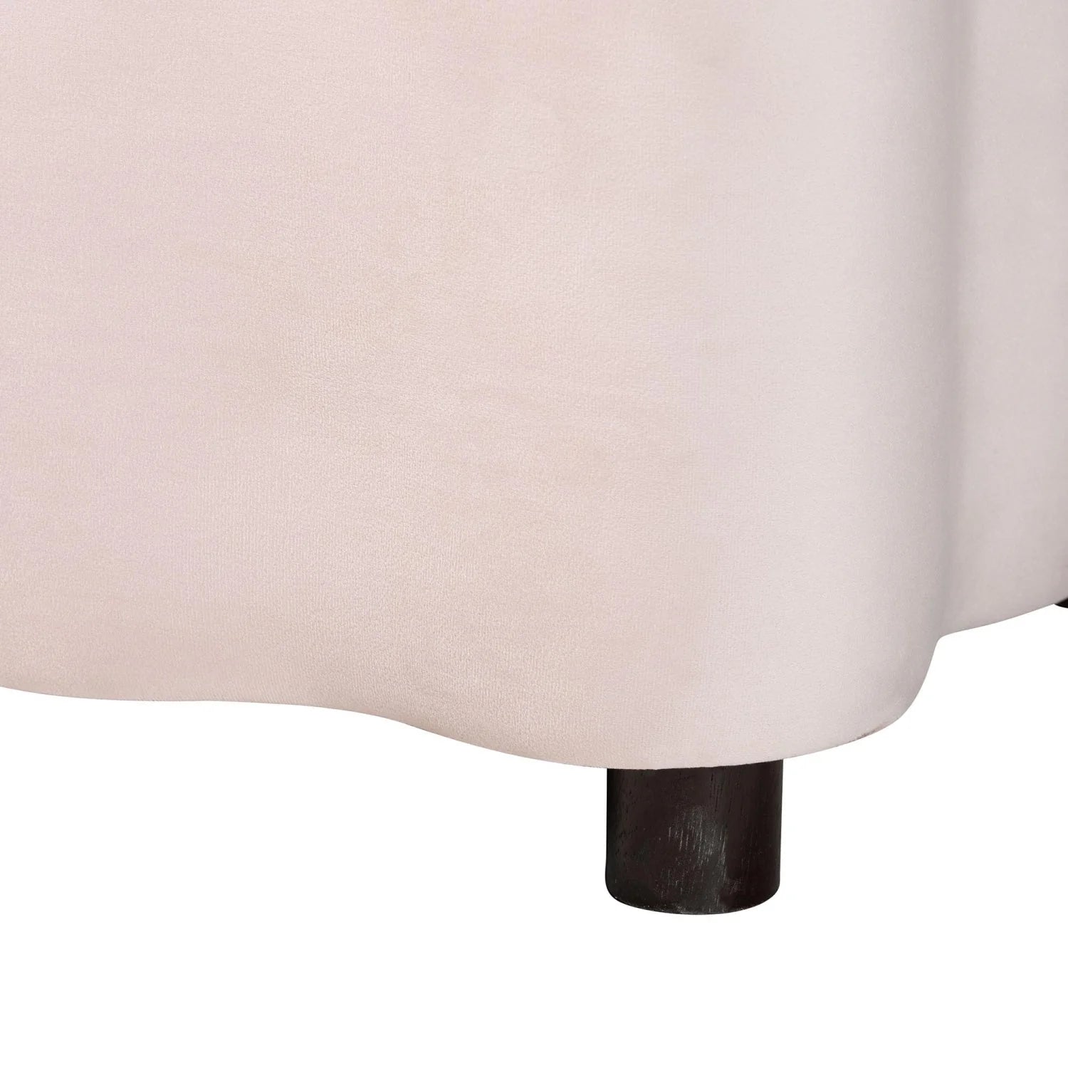 Luxury Scalloped Velvet Storage Bench European Style for Villa