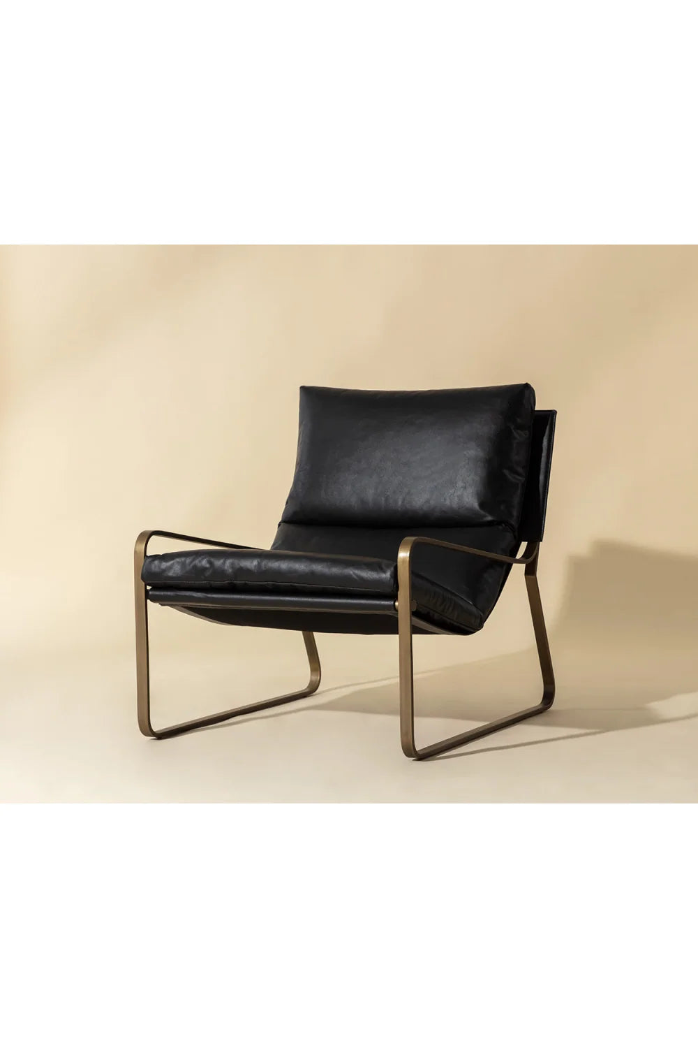 Luxury Scooped Leather Accent Chair European Style for Villa
