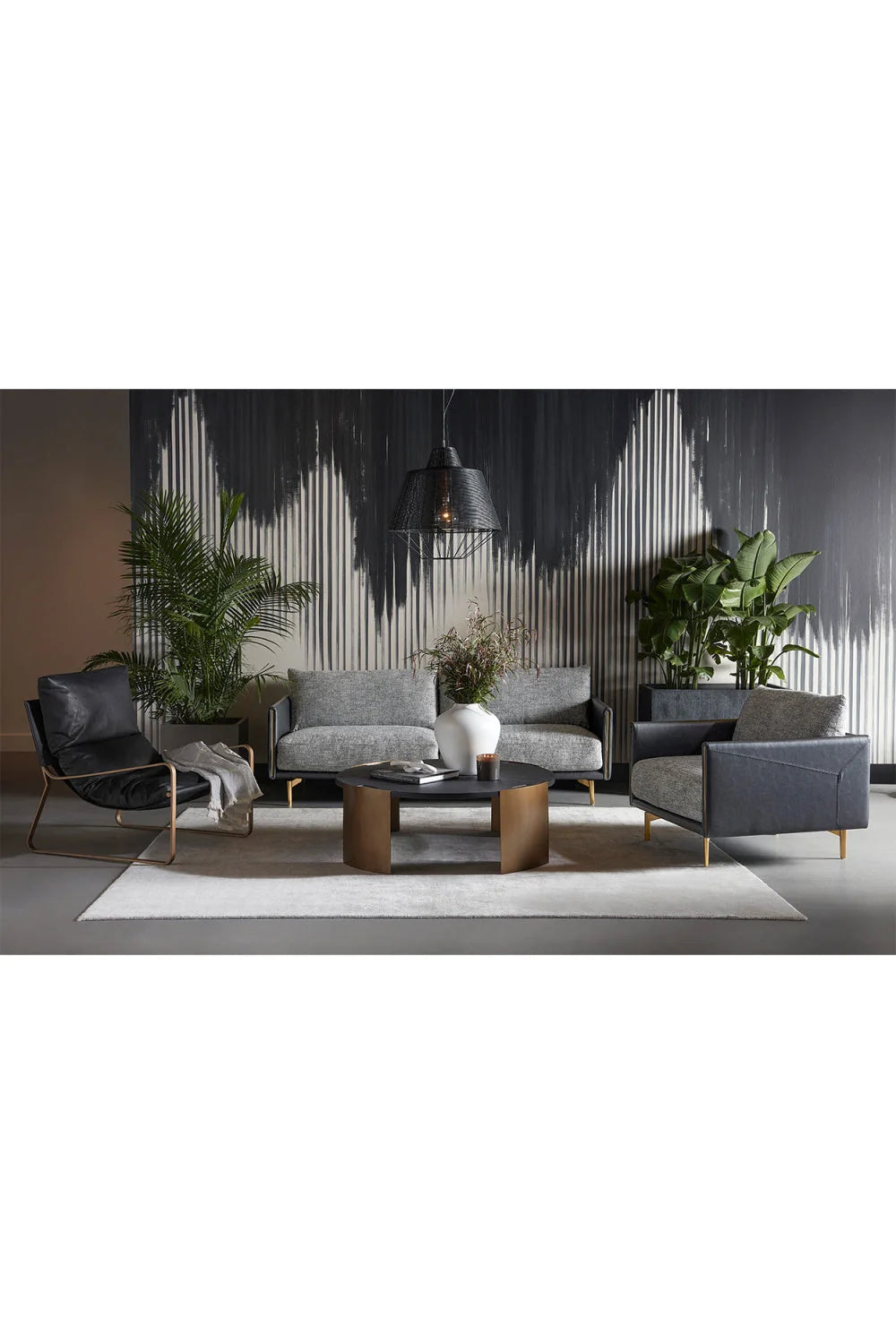Luxury Scooped Leather Accent Chair European Style for Villa