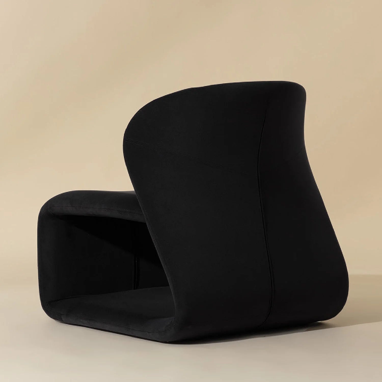 Luxury Sculpted Fabric Lounge Chair European Style for Villa