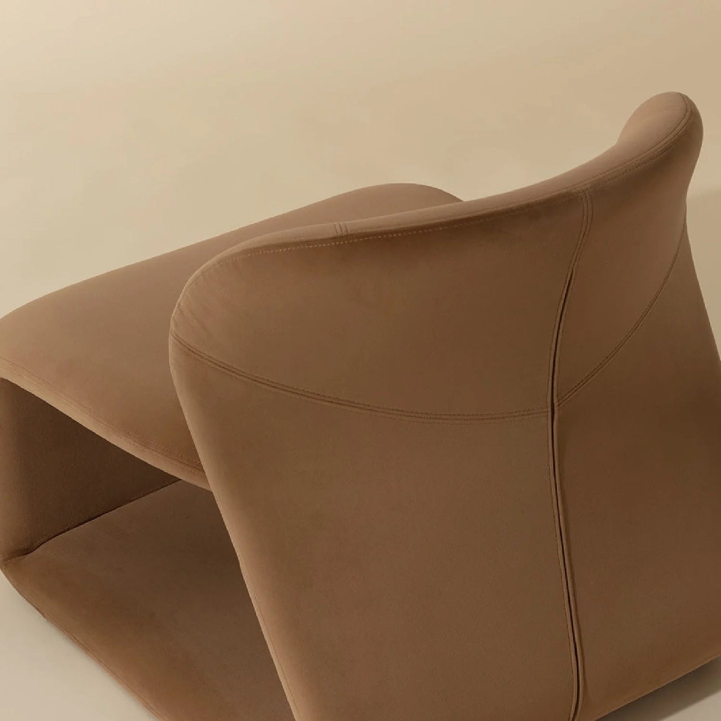 Luxury Sculpted Fabric Lounge Chair European Style for Villa