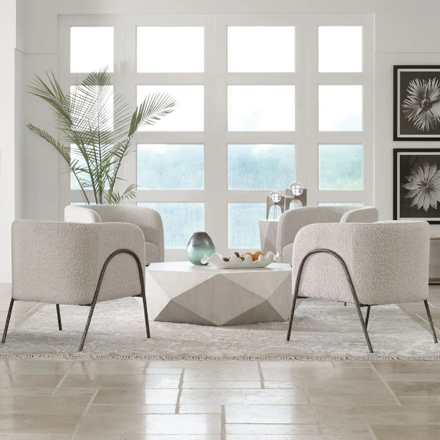 Luxury Sculptural Curved Scandinavian Accent Chair European Style for Villa