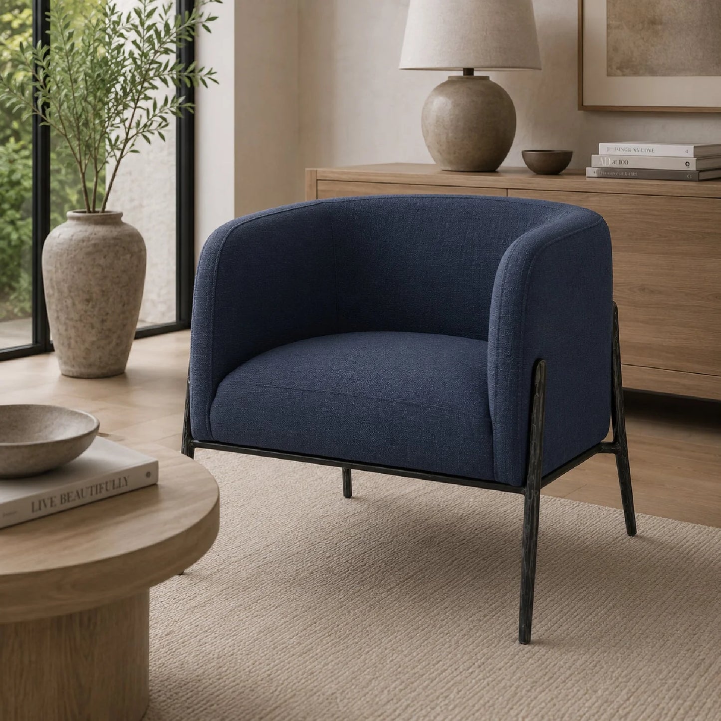 Luxury Sculptural Curved Scandinavian Accent Chair European Style for Villa