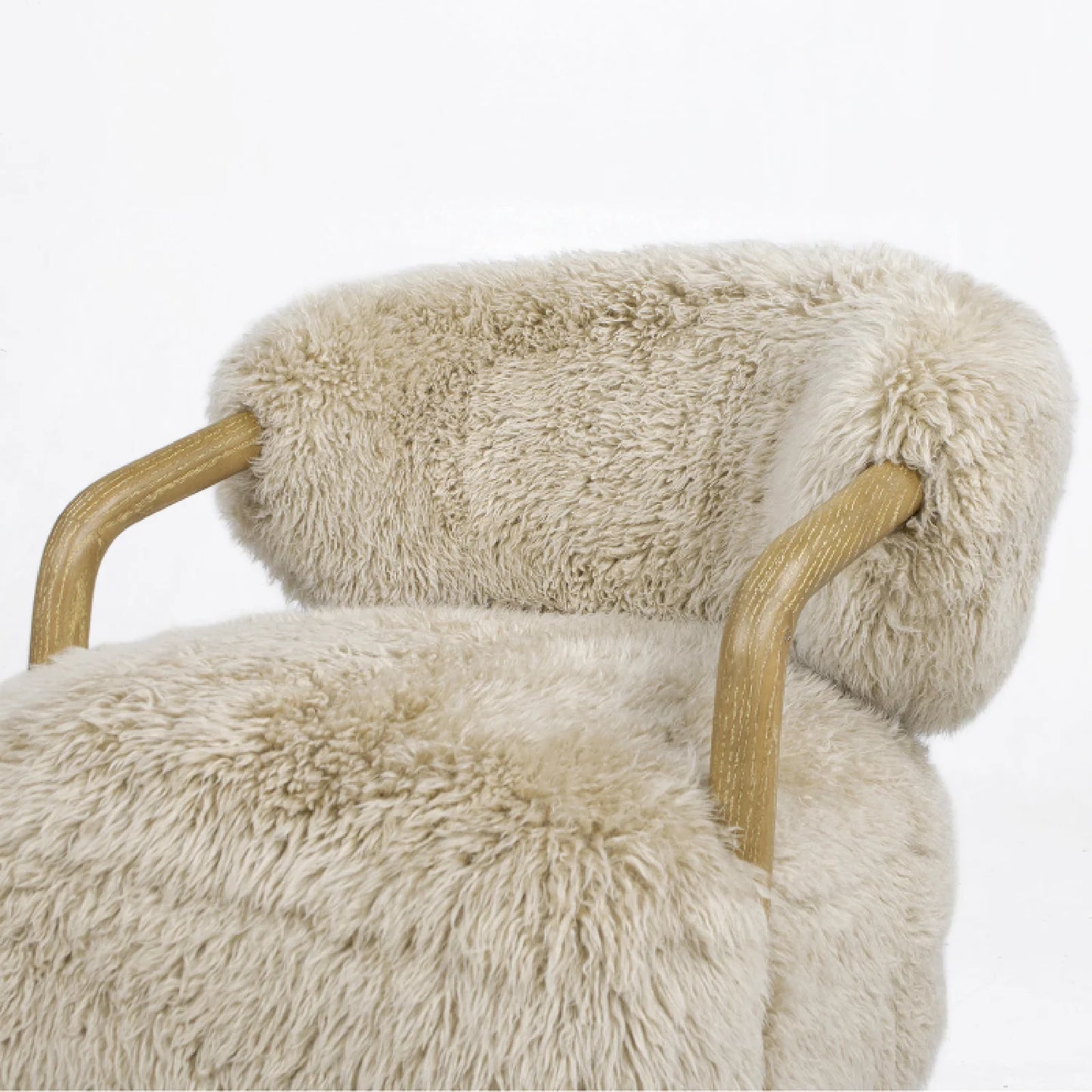 Luxury Sheepskin Oak Lounge Chair European Style for Villa