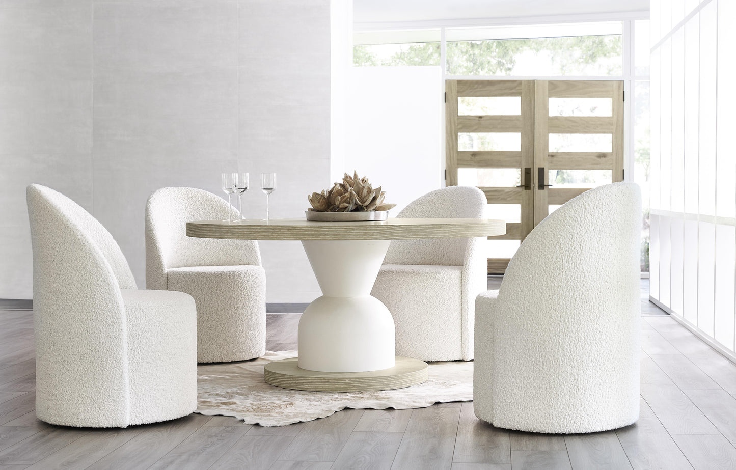 Luxury Solaria Dining Table Modern Italian Style for Villa