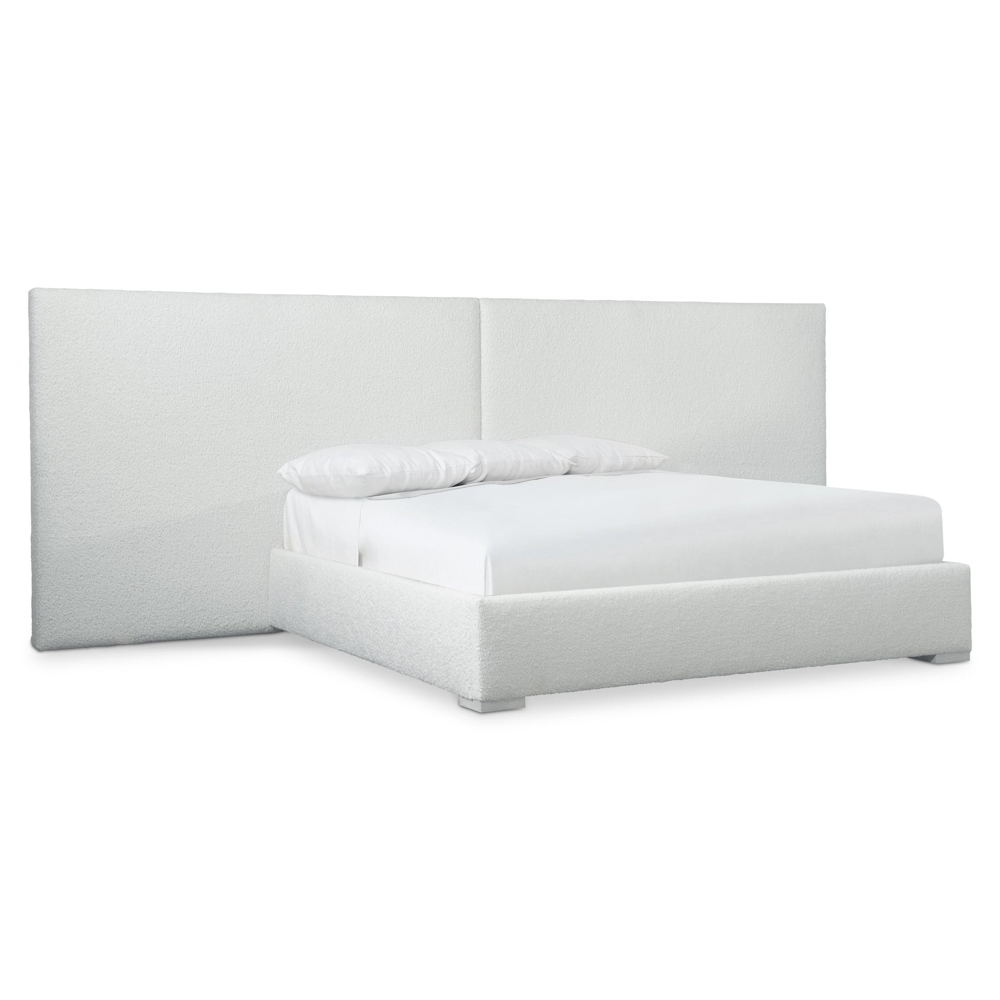 Luxury Solaria Fabric Panel Bed Modern Italian Style for Villa