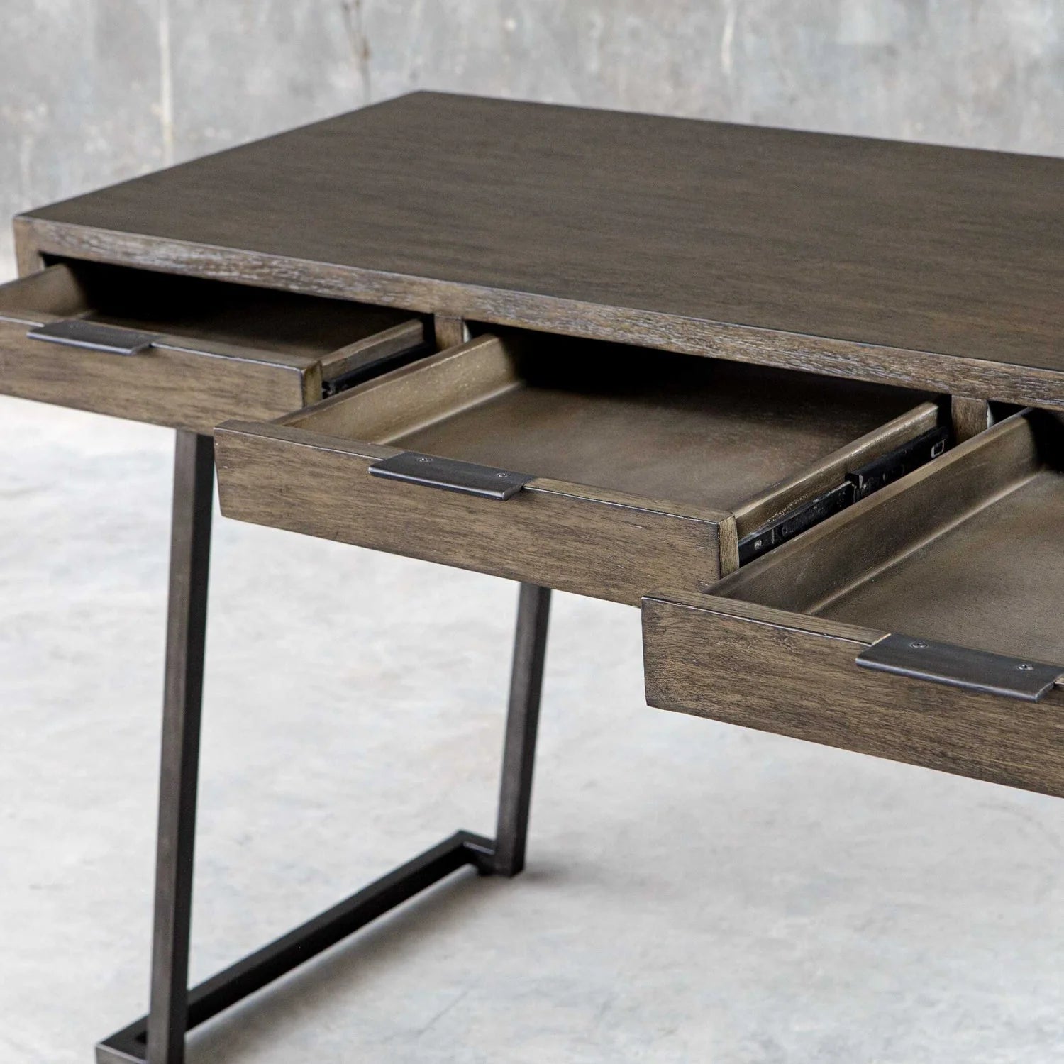 Luxury Solid Mango Wood 3-Drawer Modern Desk European Style for Villa