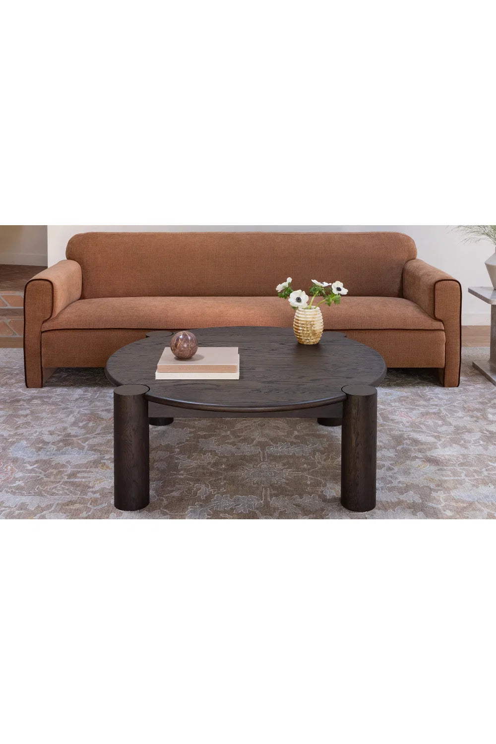 Luxury Solid Oak Round Coffee Table Modern Italian Style for Villa