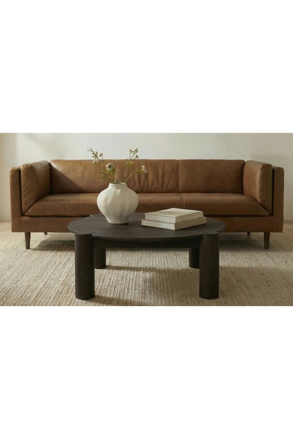 Luxury Solid Oak Round Coffee Table Modern Italian Style for Villa