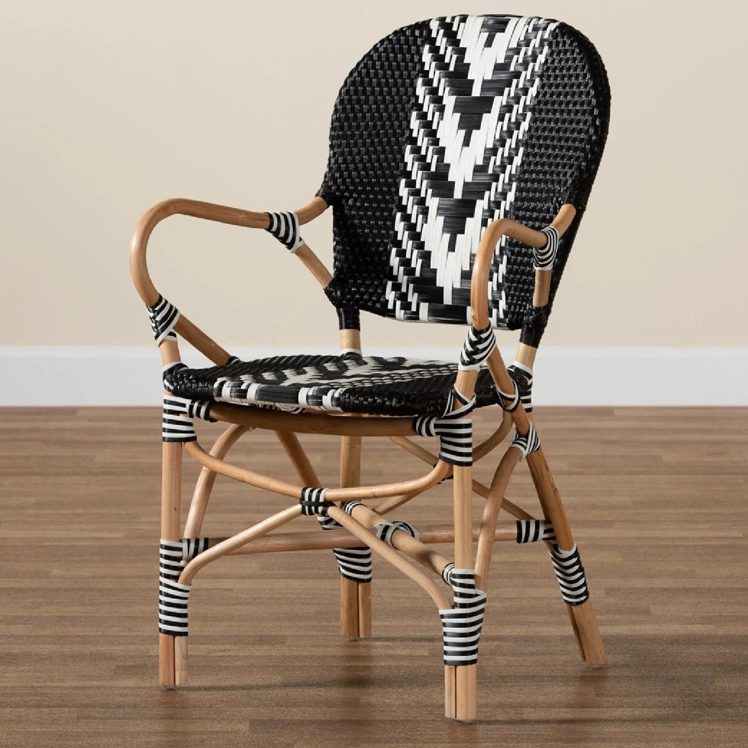 Luxury Solid Wood Dining Armchair European Style for Villa