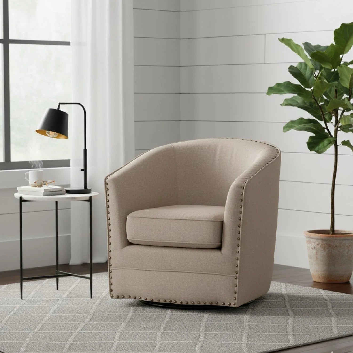 Luxury Studded Swivel Tub Chair Modern Italian Style for Villa