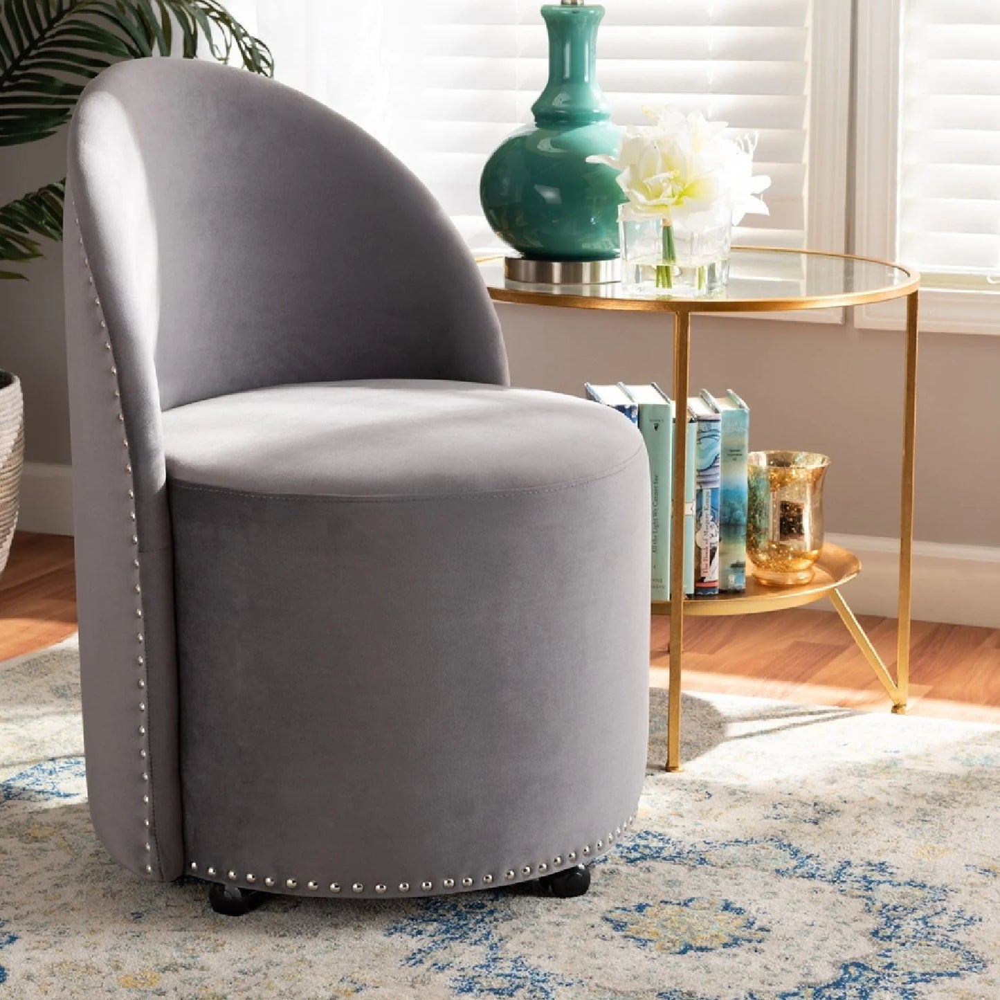 Luxury Studded Velvet Rolling Accent Chair European Style for Villa