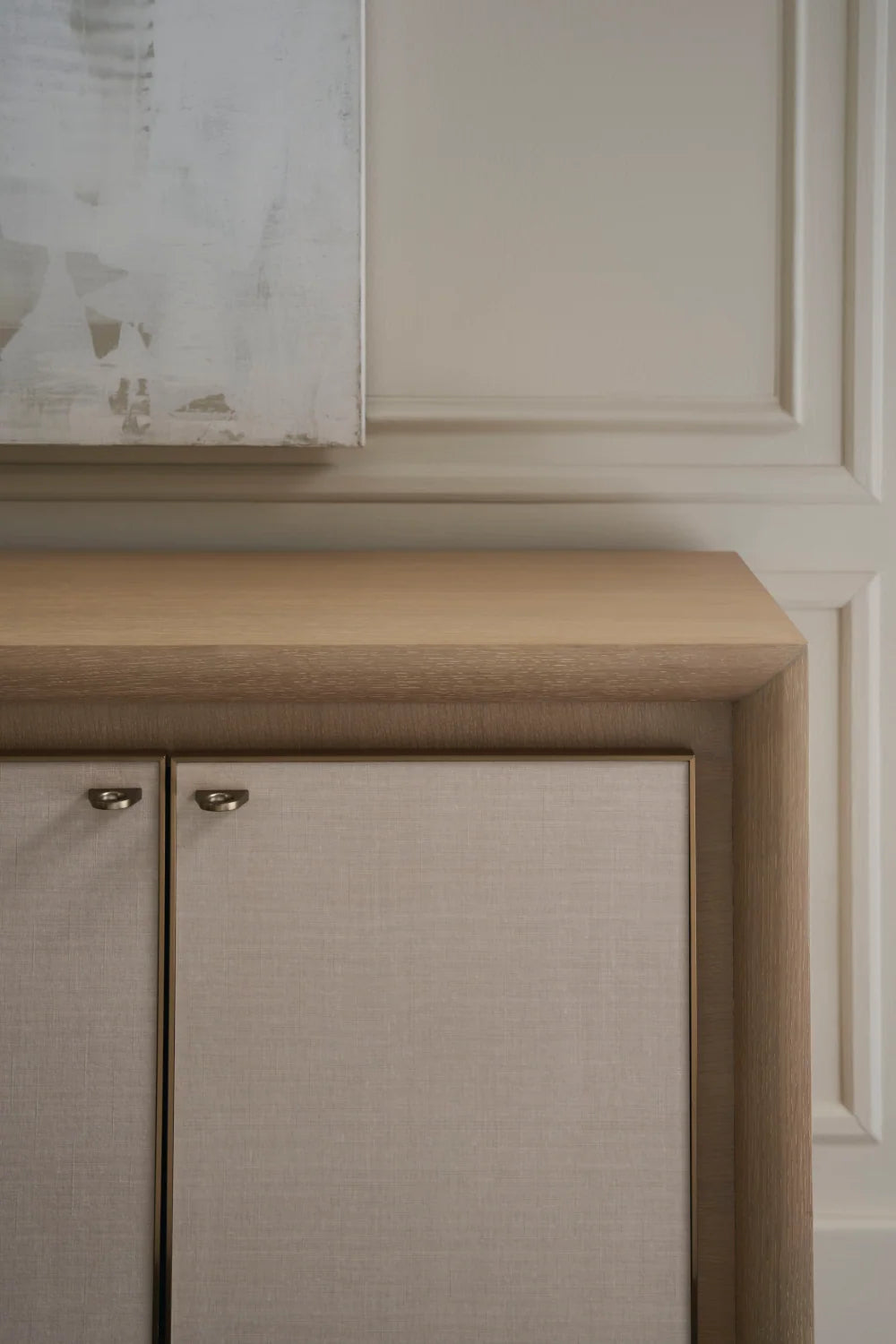 Luxury Sun-Drenched Oak Sideboard European Style for Villa