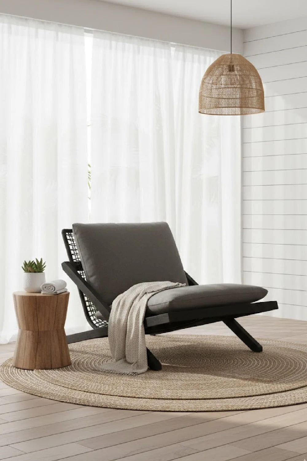 Luxury Teak Framed Lounge Chair European Style for Villa