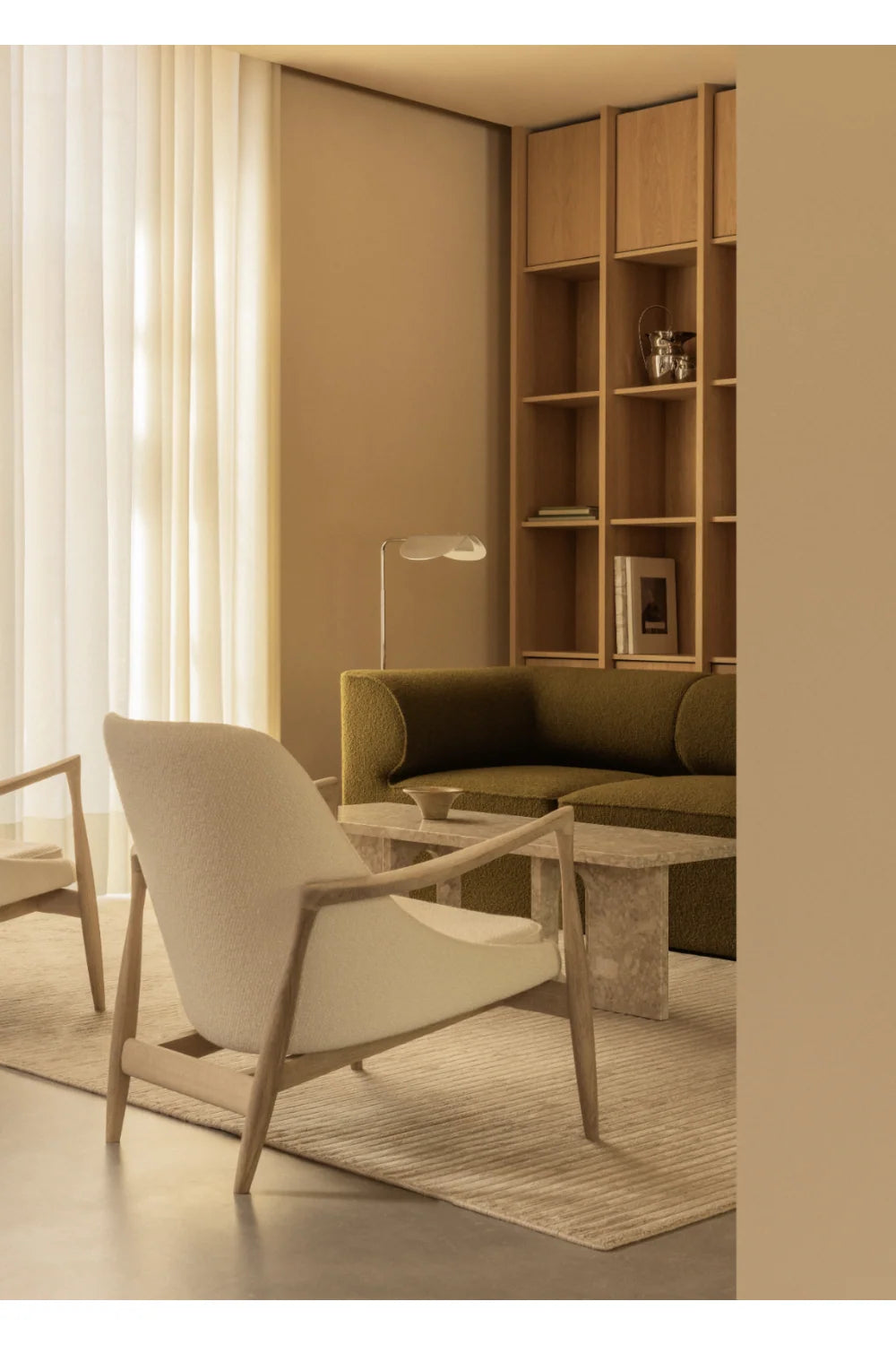 Luxury Timber Sleigh Lounge Chair Modern Italian Style for Villa