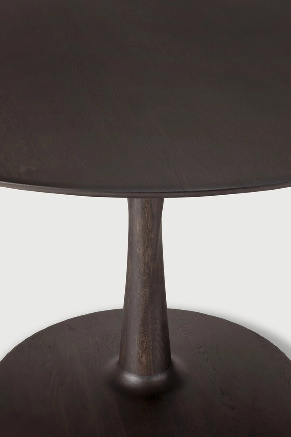 Luxury Torsion Round Wood Dining Table Modern Italian Style for Villa