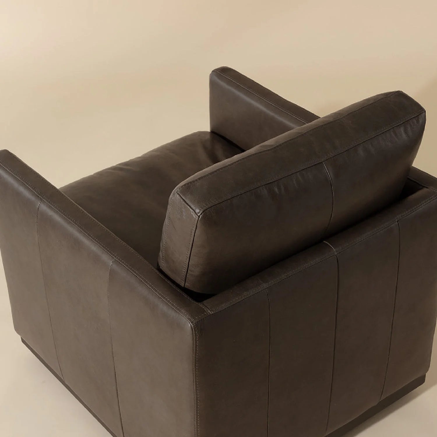 Luxury Track Arm Swivel Lounge Chair Modern Italian Style for Villa