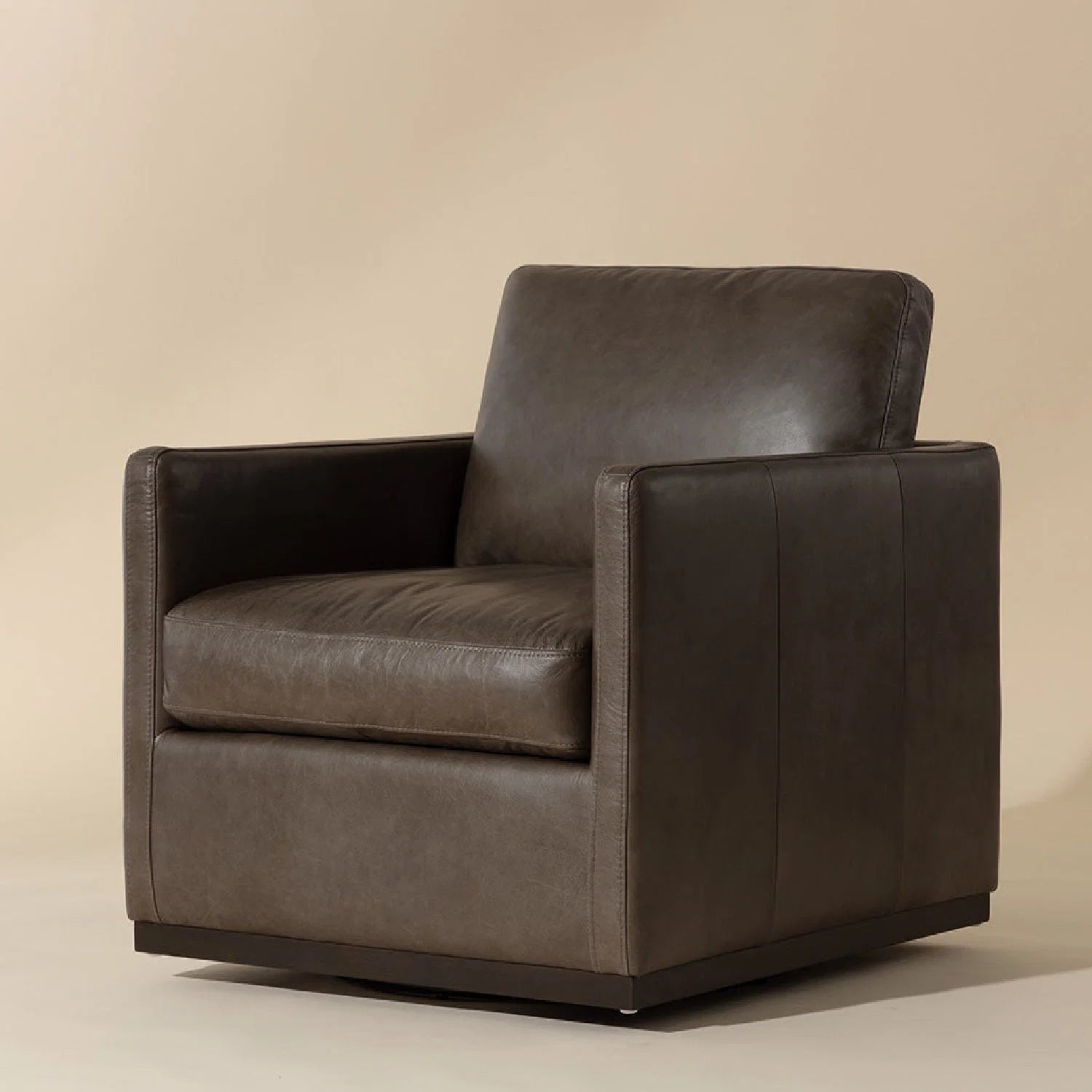 Luxury Track Arm Swivel Lounge Chair Modern Italian Style for Villa