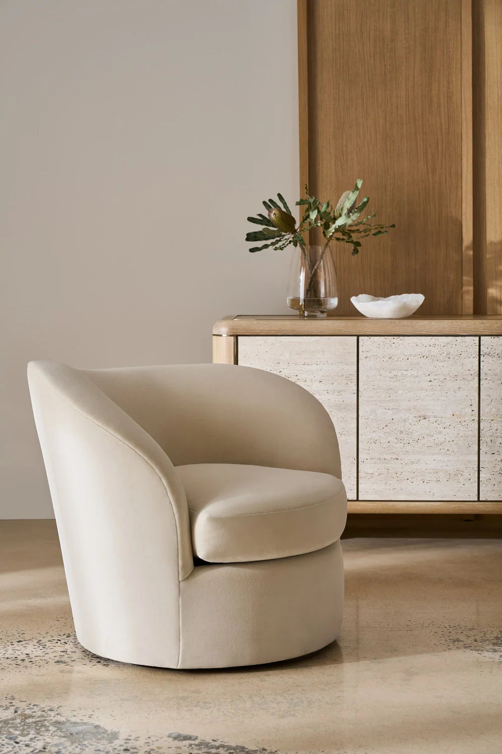 Luxury Travertine 4-Door Sideboard European Style for Villa