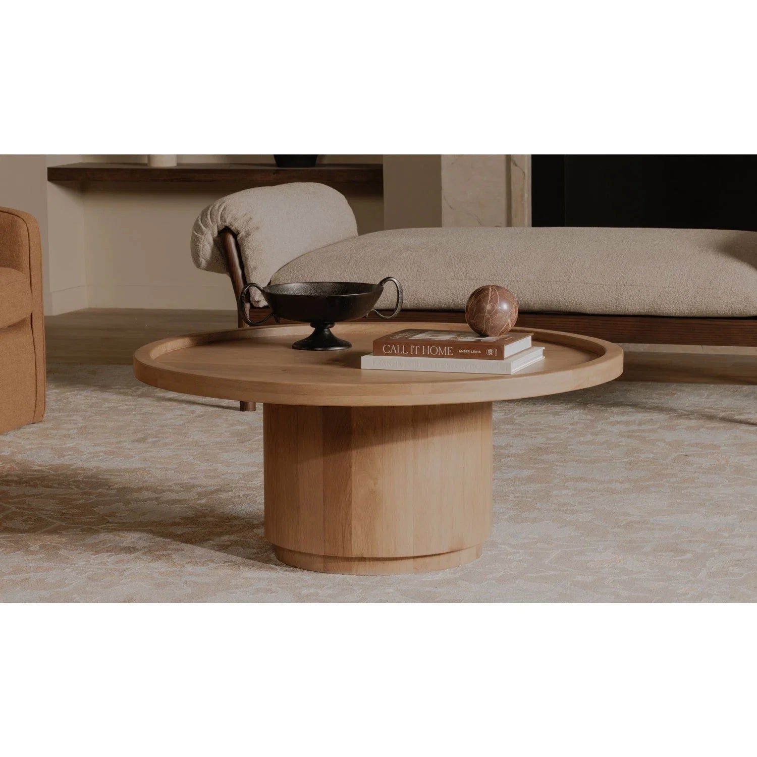 Luxury Tray Oak Round Coffee Table Modern Italian Style for Villa