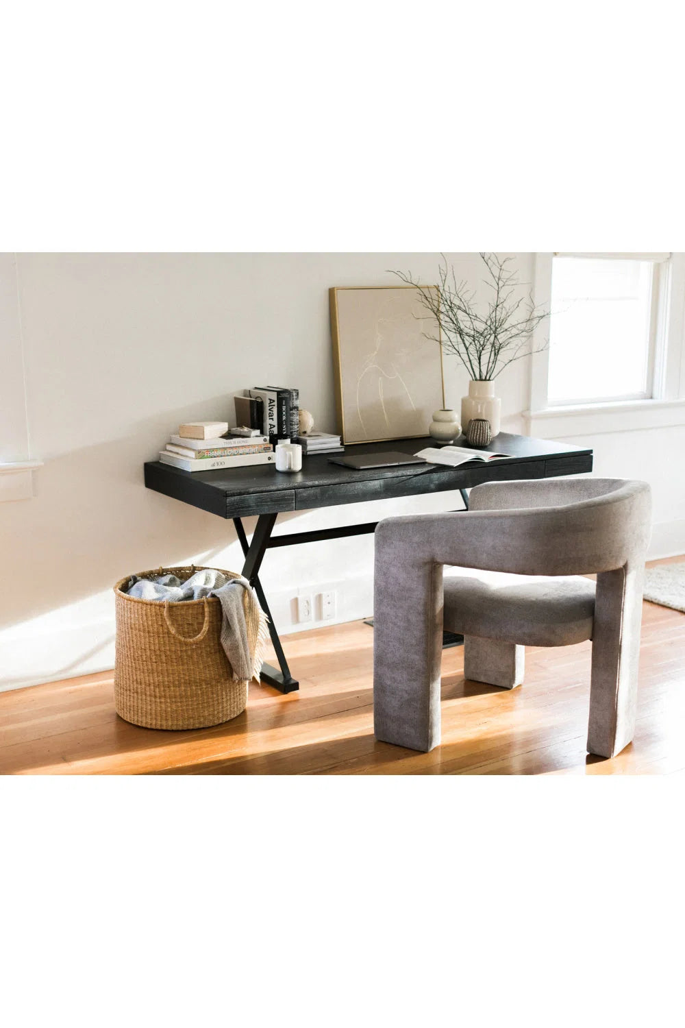 Luxury Trestle 3-Drawer Modern Desk European Style for Villa