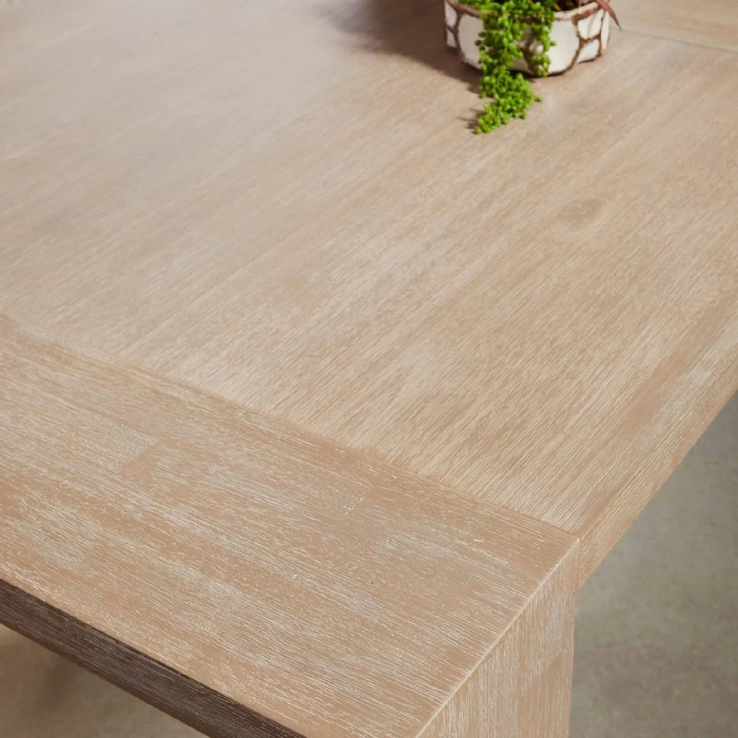 Luxury Tropea Acacia Extendable Dining Table Modern Italian Style for Villa