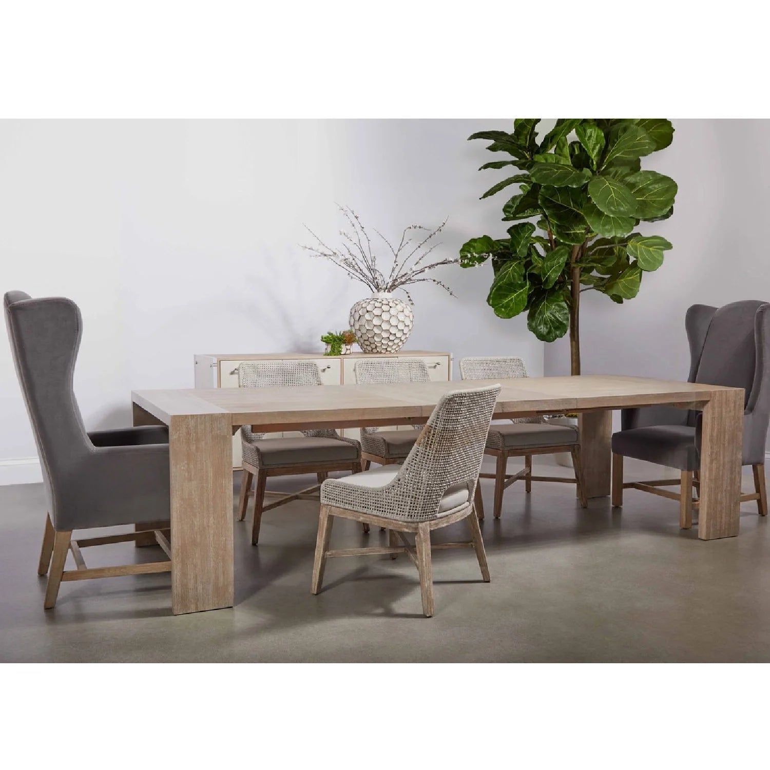 Luxury Tropea Acacia Extendable Dining Table Modern Italian Style for Villa