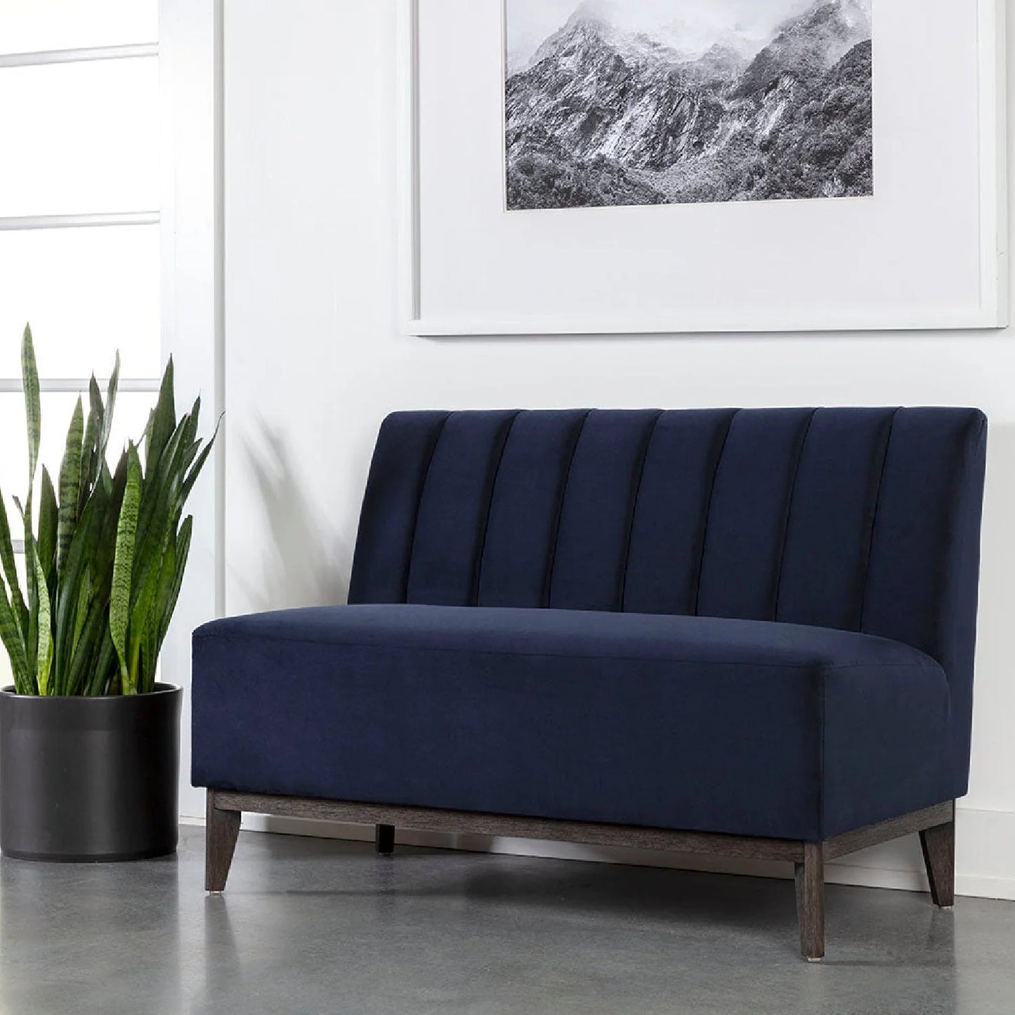 Luxury Tufted Banquette Modern Italian Style for Villa