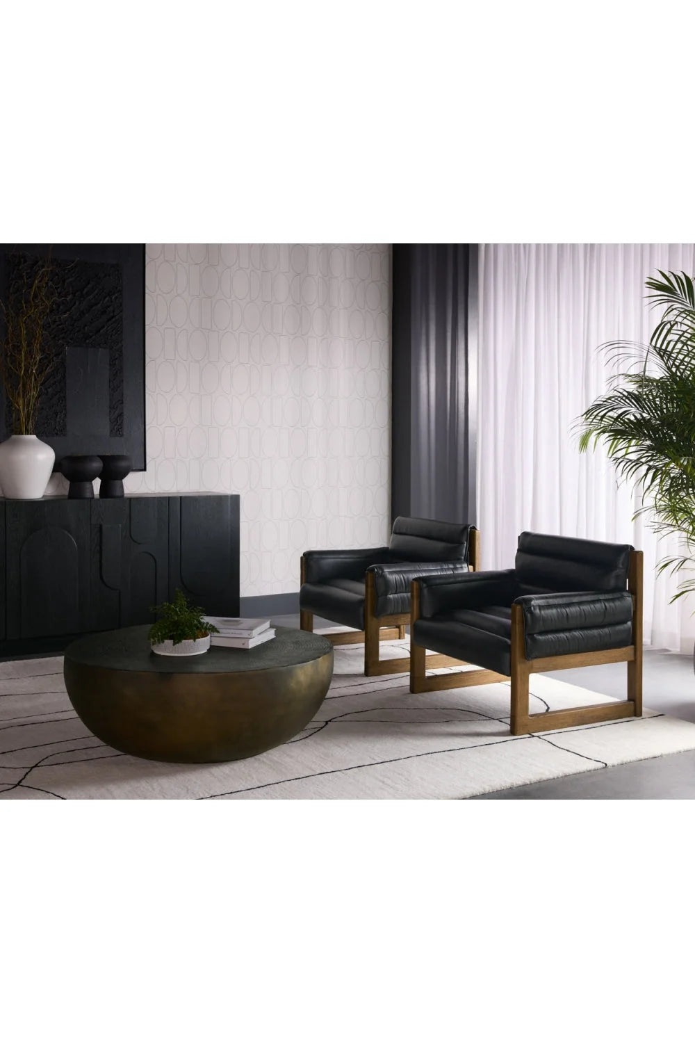Luxury Tufted Black Leather Lounge Chair Modern Italian Style for Villa