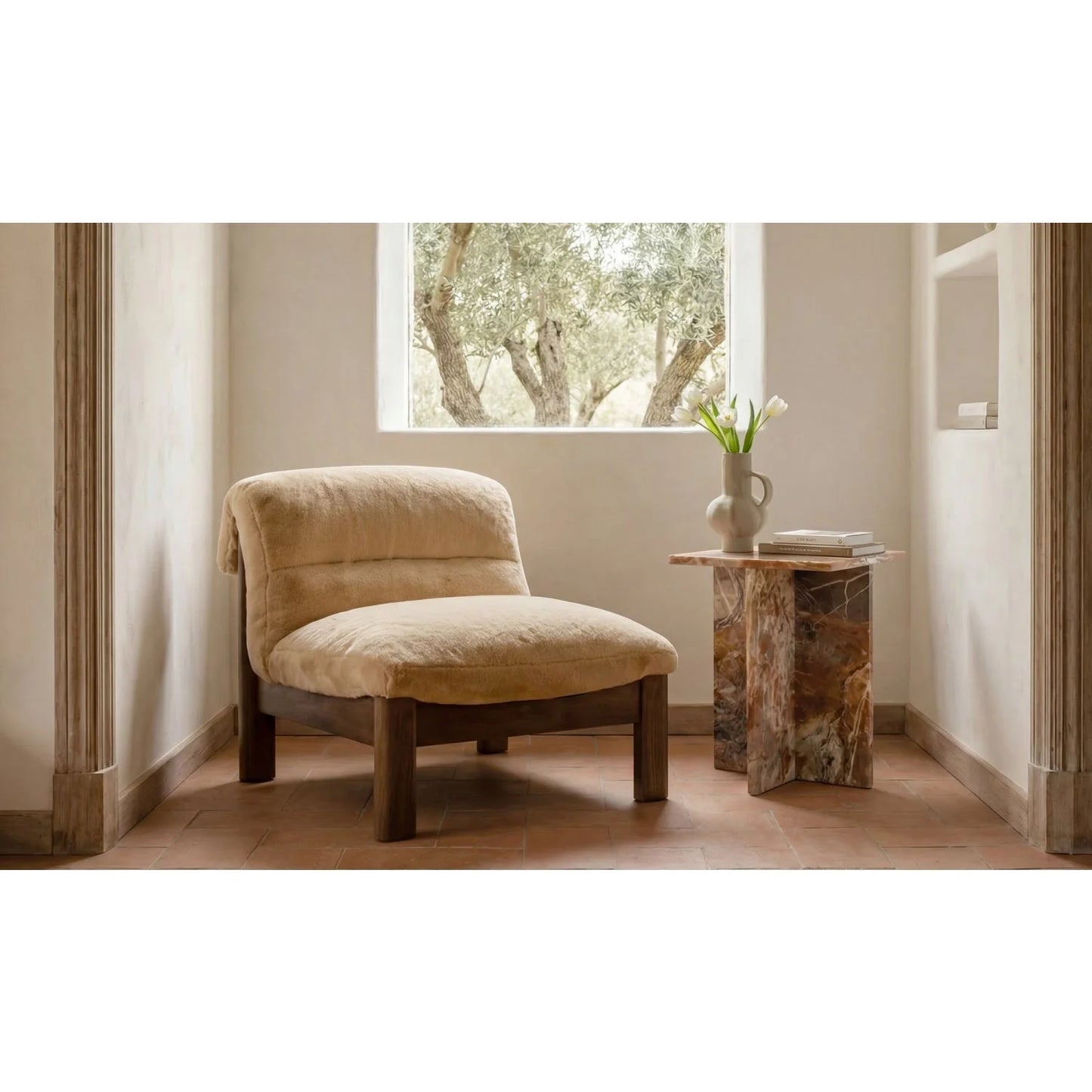 Luxury Tufted Low Back Lounge Chair European Style for Villa
