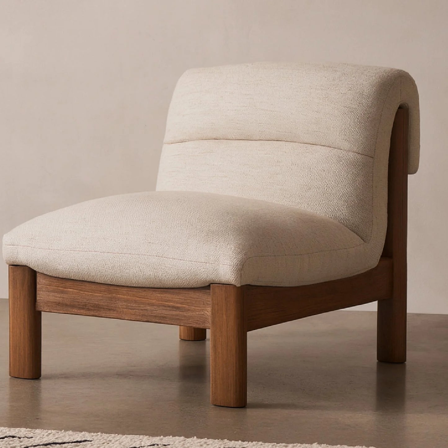 Luxury Tufted Low Back Lounge Chair European Style for Villa