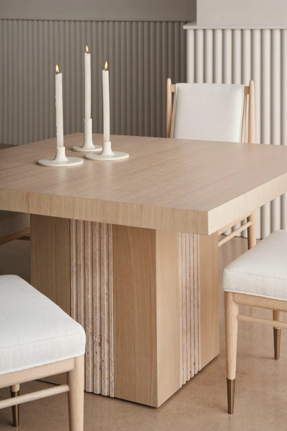 Luxury Unity Oak Dining Table Modern Italian Style for Villa