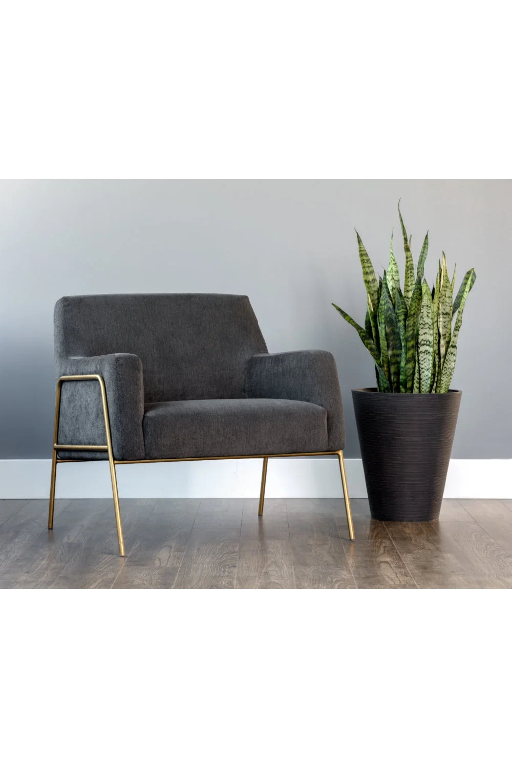 Luxury Upholstered Armchair Modern Italian Style for Villa