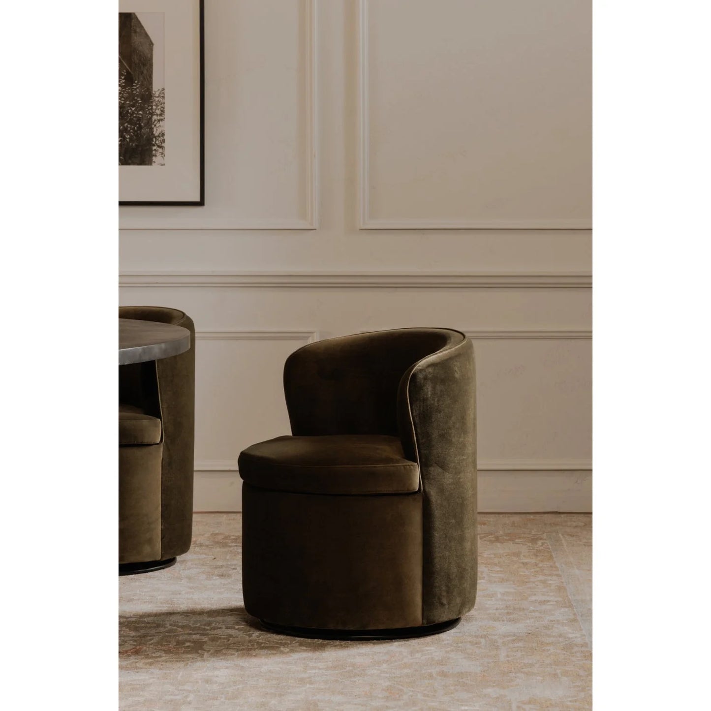 Luxury Upholstered Fabric Modern Dining Armchair European Style for Villa
