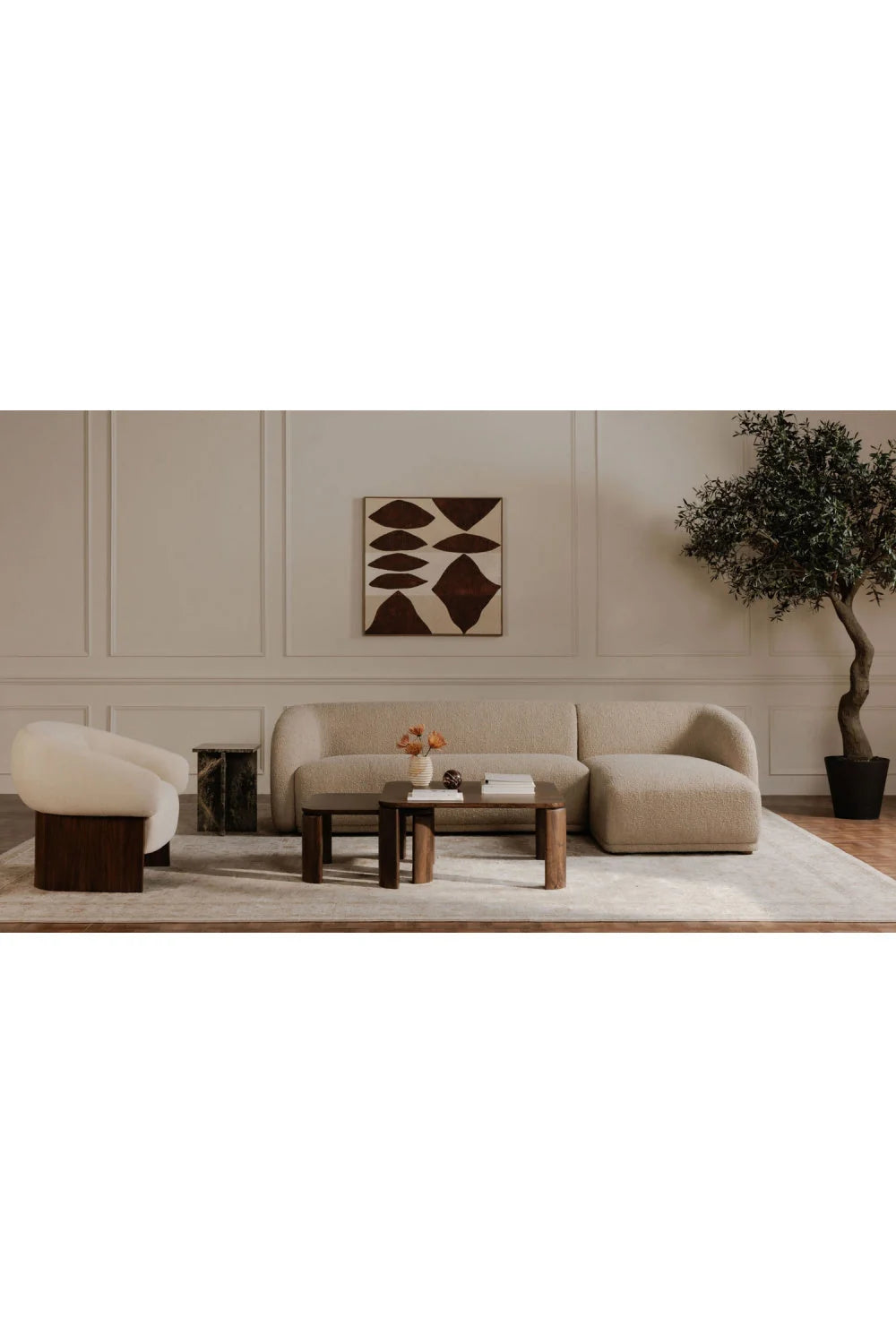Luxury Upholstered Lounge Chair Modern Italian Style for Villa