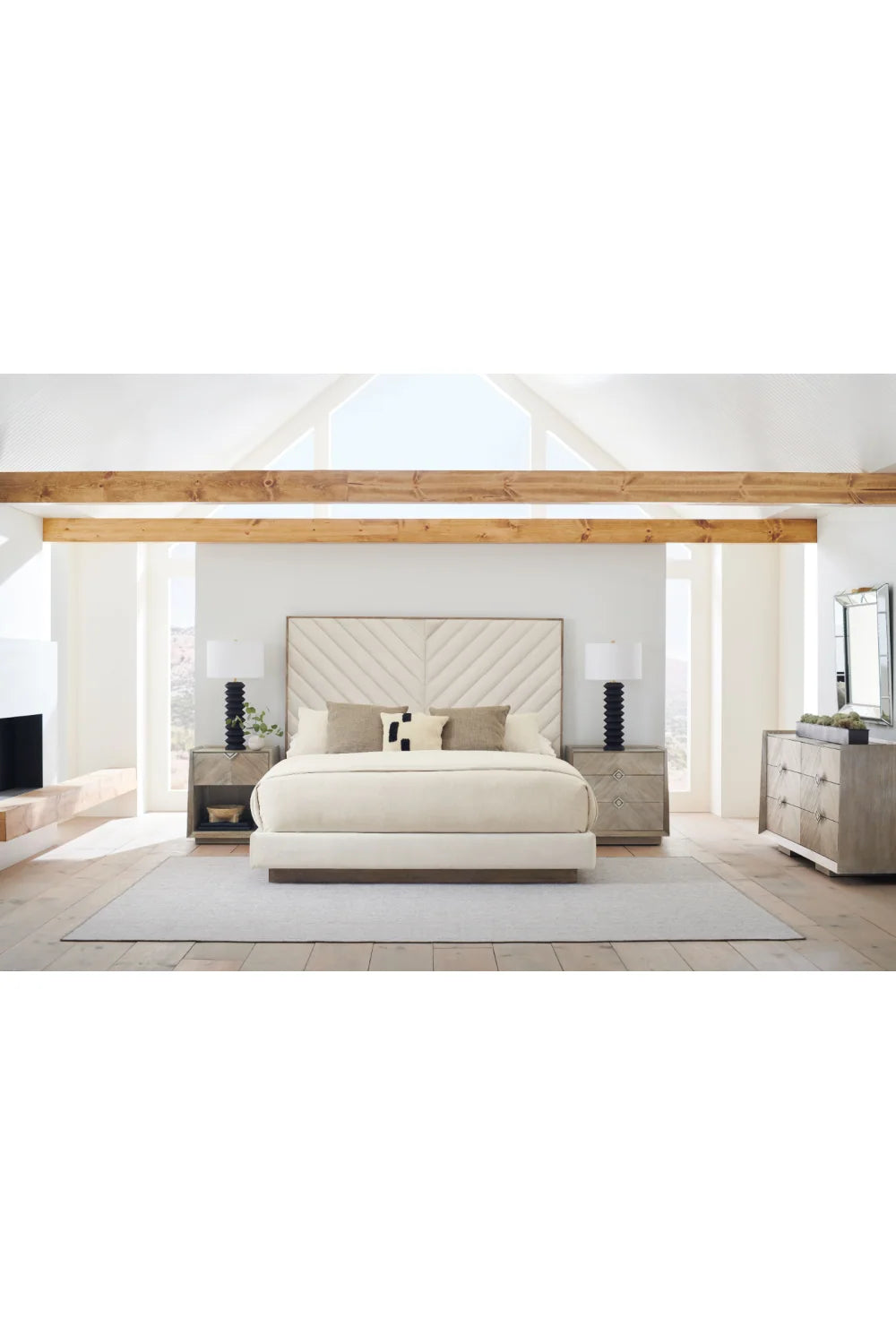 Luxury Upholstered Modern Ash Bed European Style for Villa