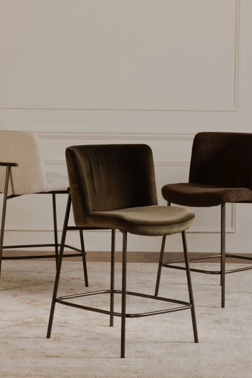 Luxury Upholstered Modern Barstool European Style for Villa