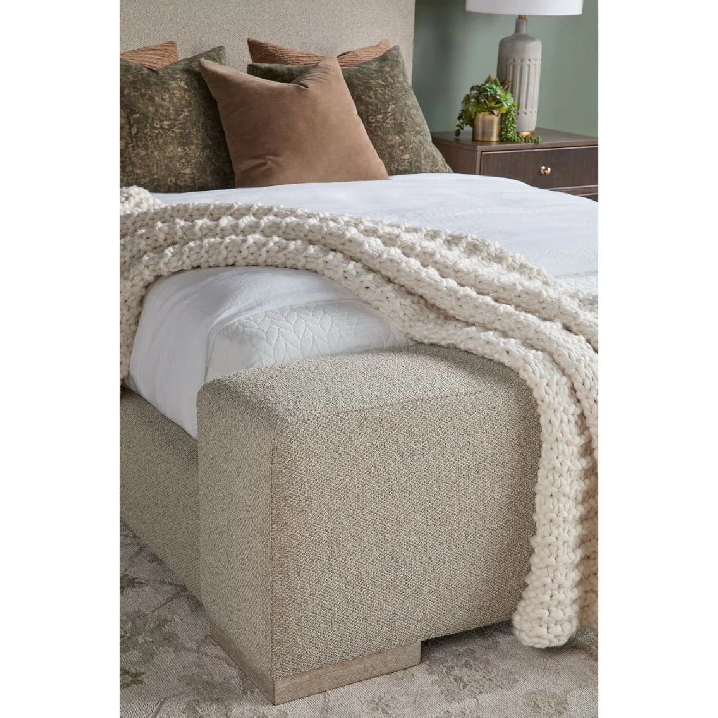 Luxury Upholstered Modern Bed European Style for Villa