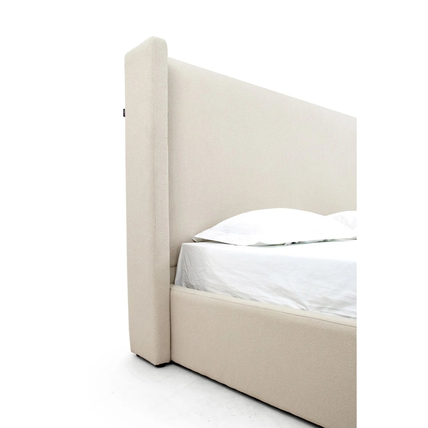 Luxury Upholstered Modern Beige Bed European Style for Villa