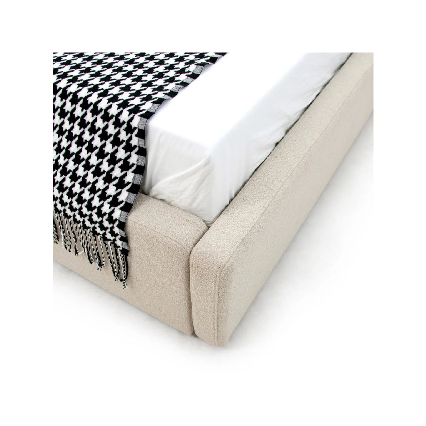 Luxury Upholstered Modern Beige Bed European Style for Villa