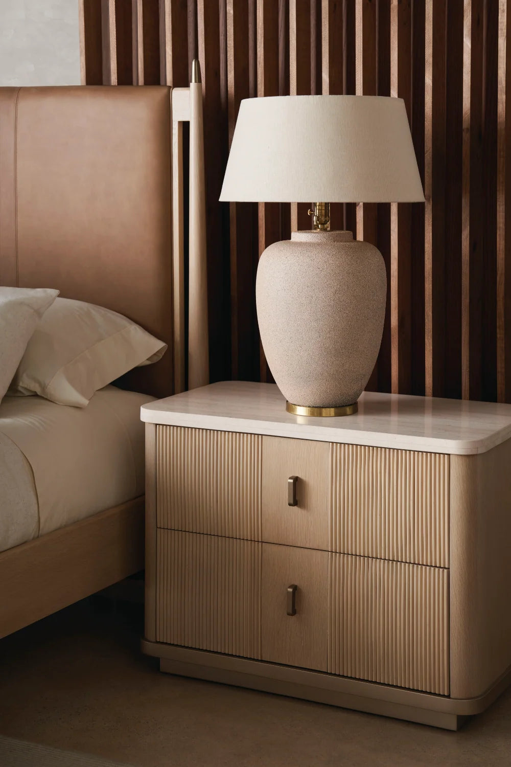 Luxury Upholstered Modern Brown Leather Bed European Style for Villa