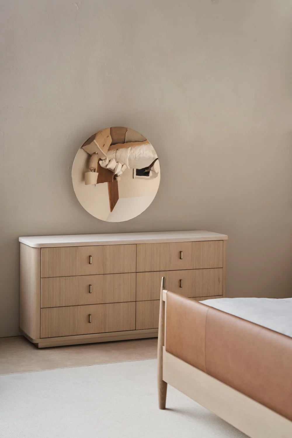 Luxury Upholstered Modern Brown Leather Bed European Style for Villa