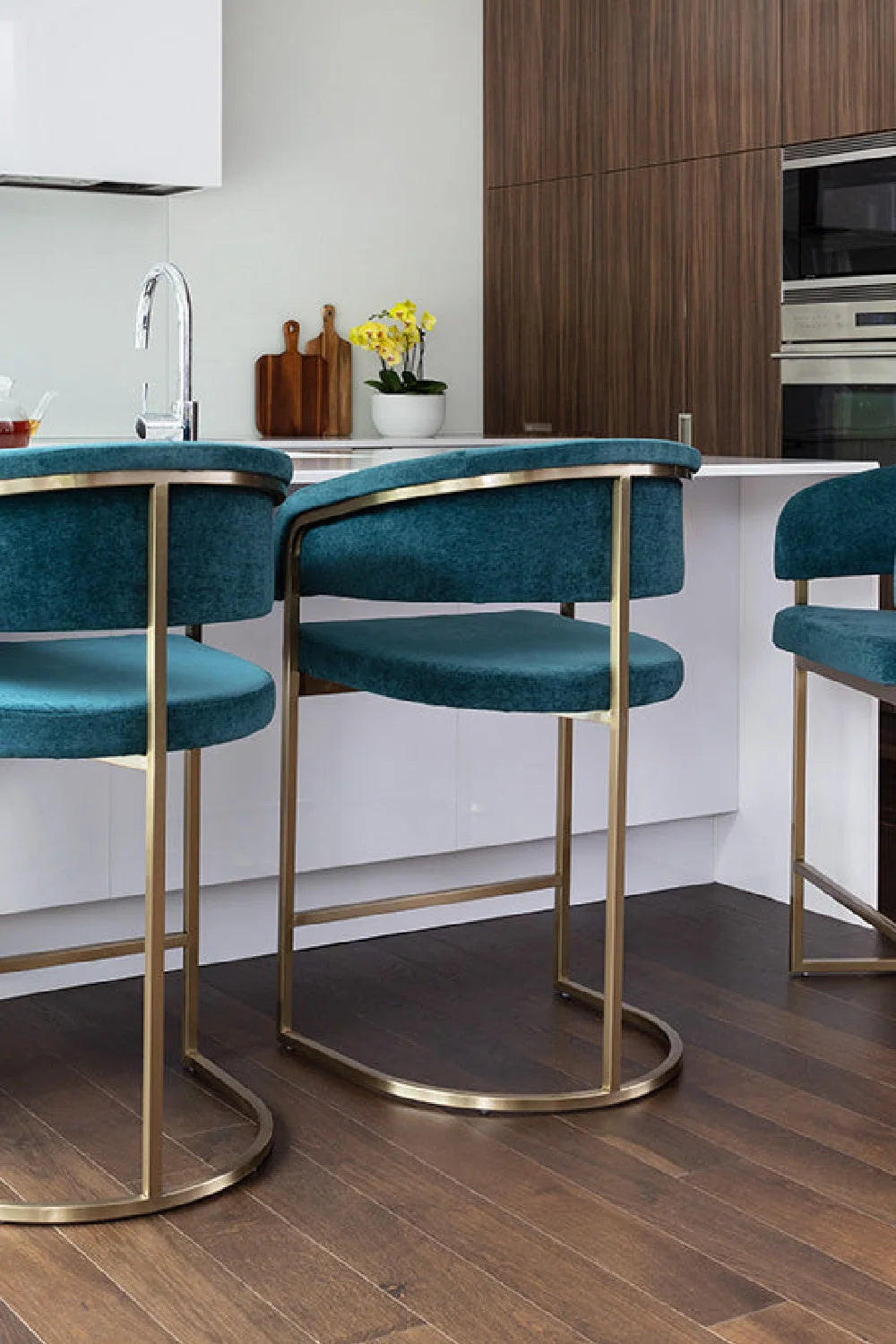 Luxury Upholstered Modern Cantilever Counter Stool European Style for Villa