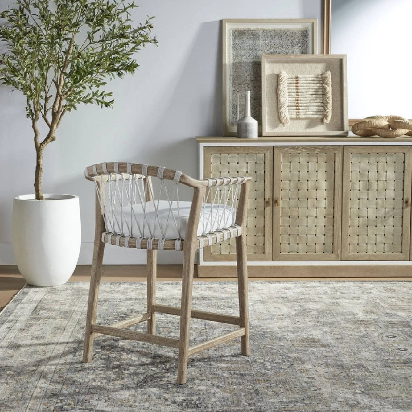 Luxury Upholstered Modern Counter Stool European Style for Villa