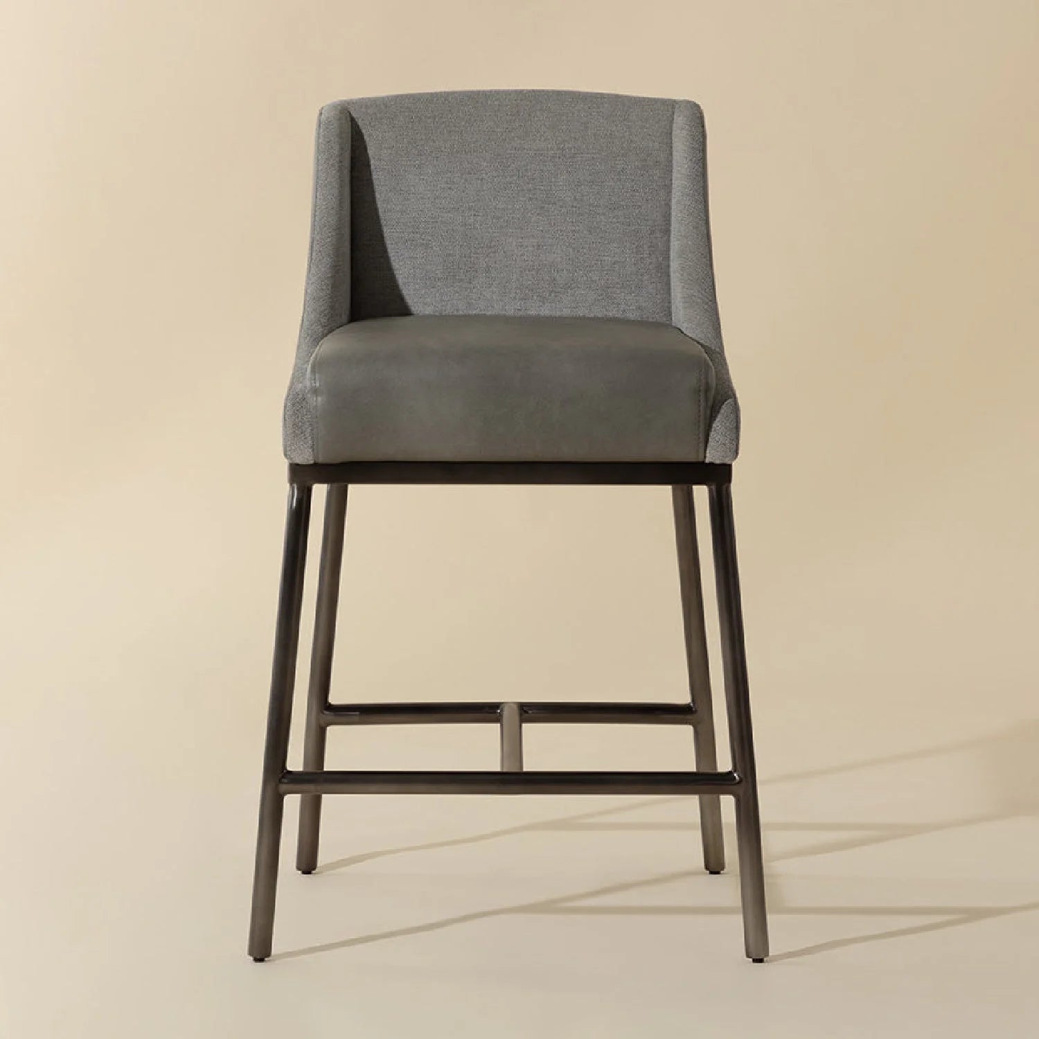 Luxury Upholstered Modern Counter Stool European Style for Villa